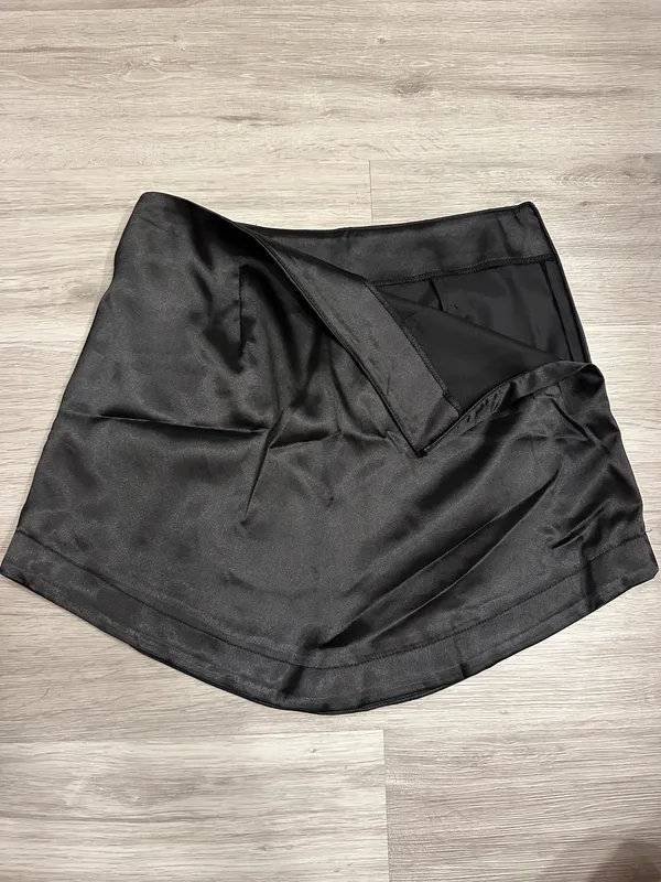 SheIn Black Silk Mini Skirt - Image 2