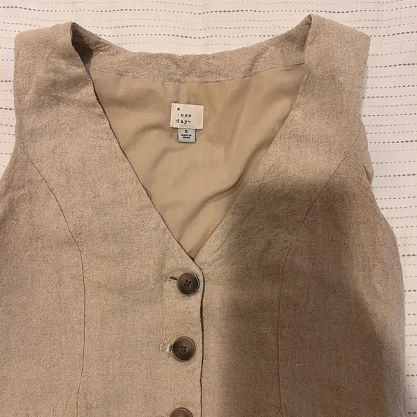 Universal Thread Stylish Tan Button-Up Vest - Image 2