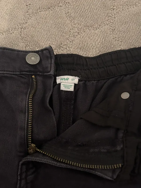 Black Arie Jean Shorts - Image 2