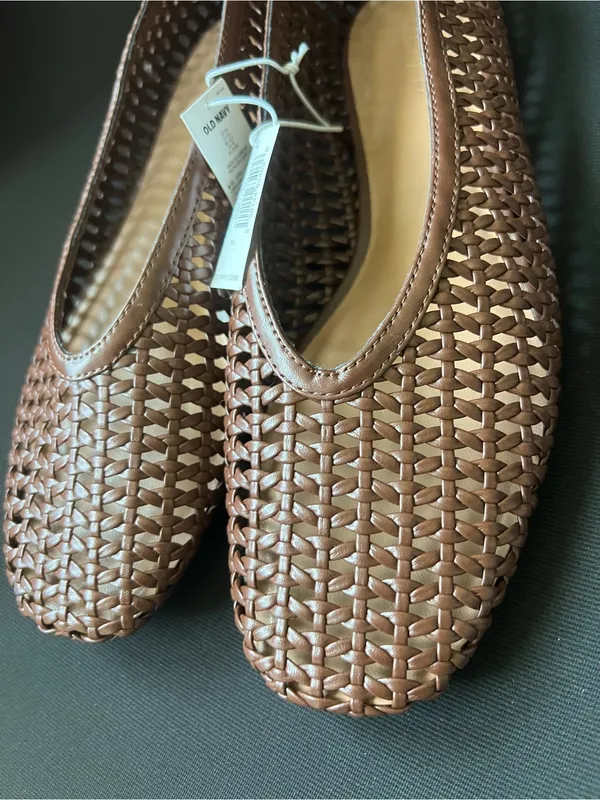Old Navy Lattice Ballet Flats - Image 2