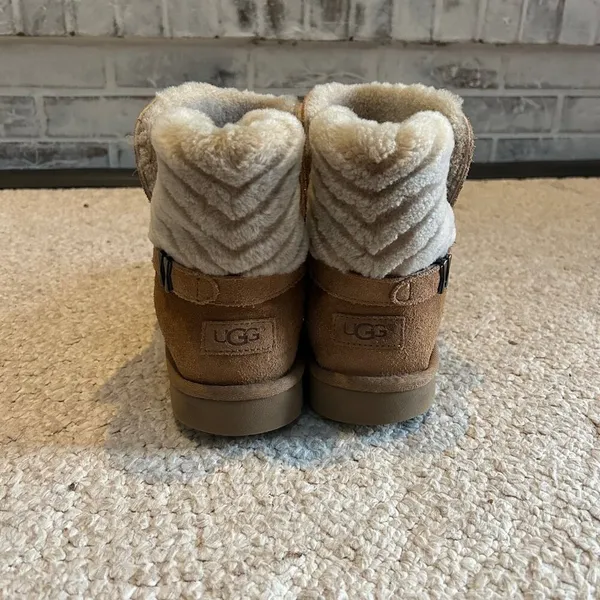 Ugg Australia Adria mini short ankle boots women size 10 - Image 5