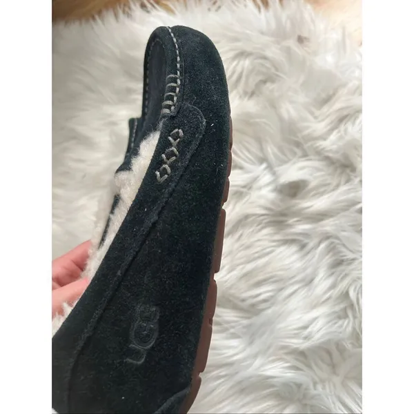 Ugg ansley slipper indoor outdoor size 7 light used suede - Image 6