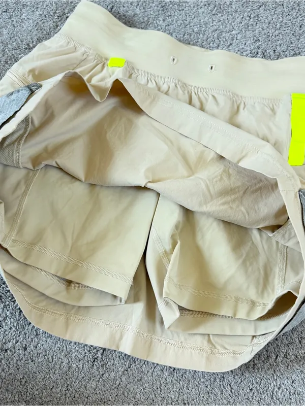 Lululemon Women’s Multi-Pocket Cargo High-Rise Hiking Skirt Skort in Prosecco 6 - Image 8