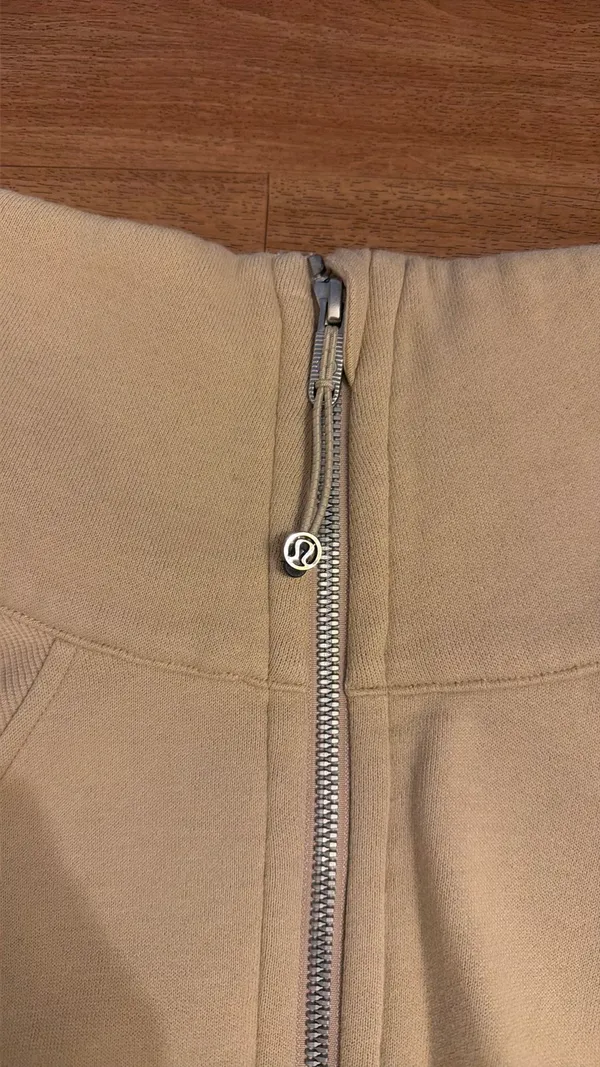 Scuba Oversized Lululemon Funnel Neck - Image 3