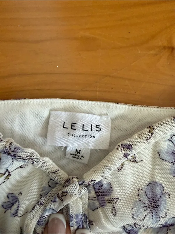 Le lis M/L Set Floral Cream crop top and Midi Skirt - Image 3
