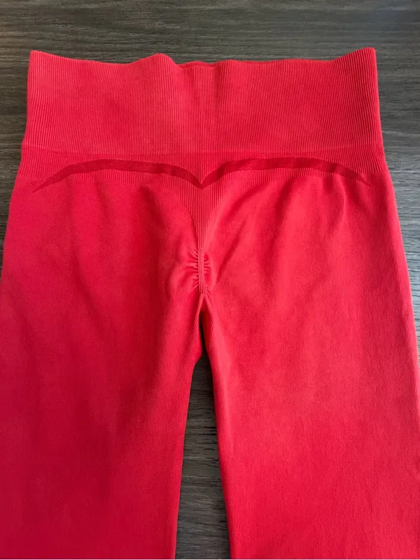 Gymshark women’s Red Seamless Leggings - Image 4