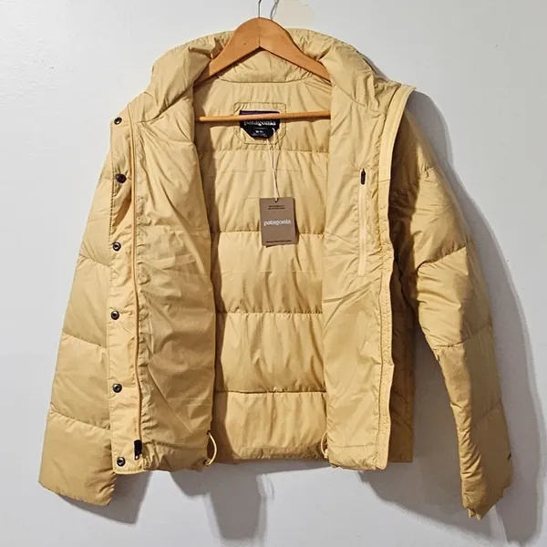 Patagonia Silent Down Jacket - Women's Size M - Beeswax Tan - 27935 - NWT - Image 4