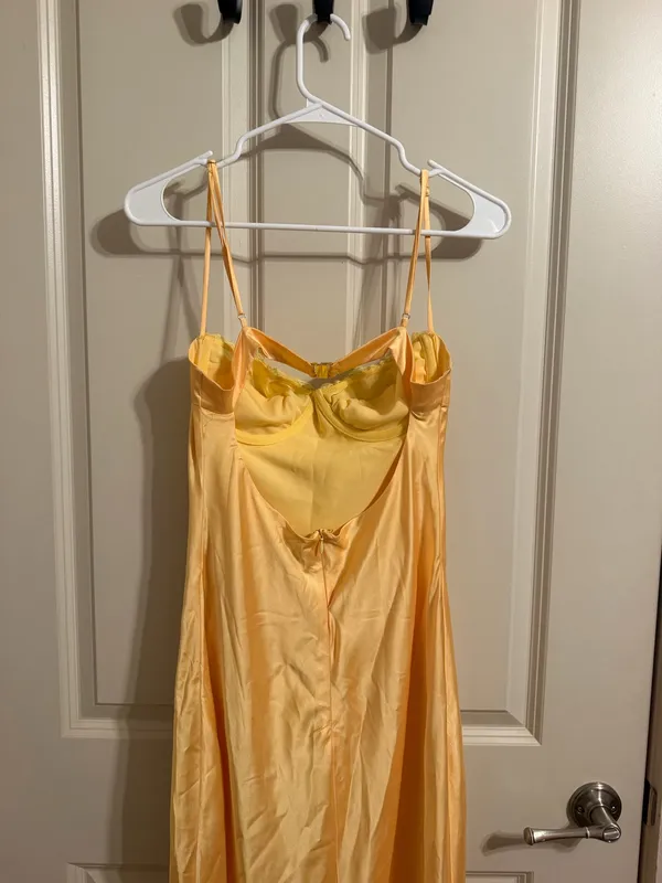 Beginning Boutique Satin Yellow Dress - Image 4