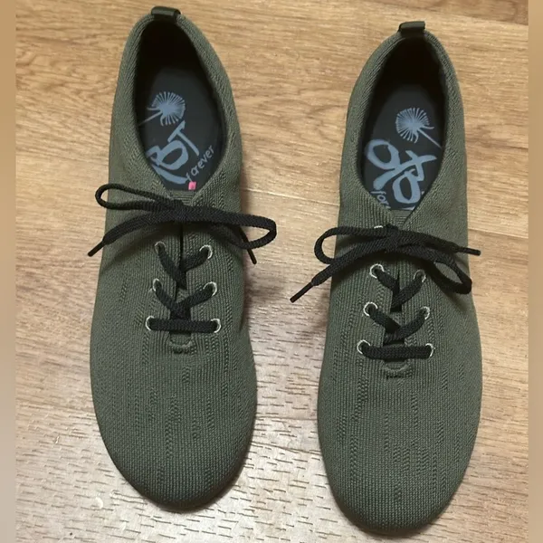 New! Wilna OTBT Green Lace Up Vegan Knit Oxford Dress Shoes/Sneakers Wedge Heel! - Image 3
