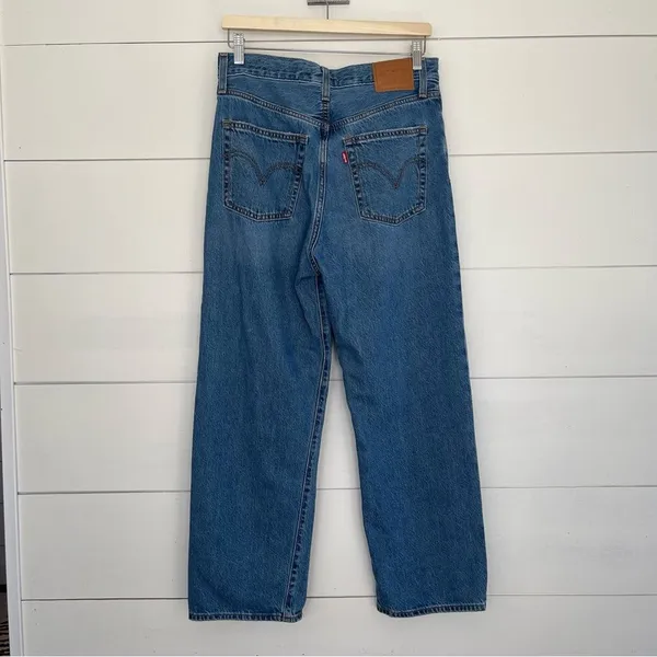 Levi’s Ribcage Straight Denim Jeans - Image 5