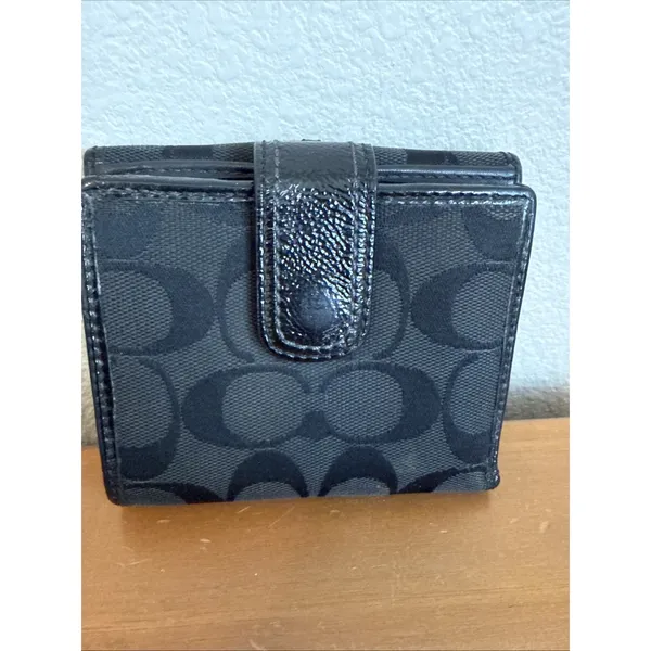 Coach Soho Pleated Black Signature Jacquard Leather Trim Trifold Wallet Y2K - Image 4