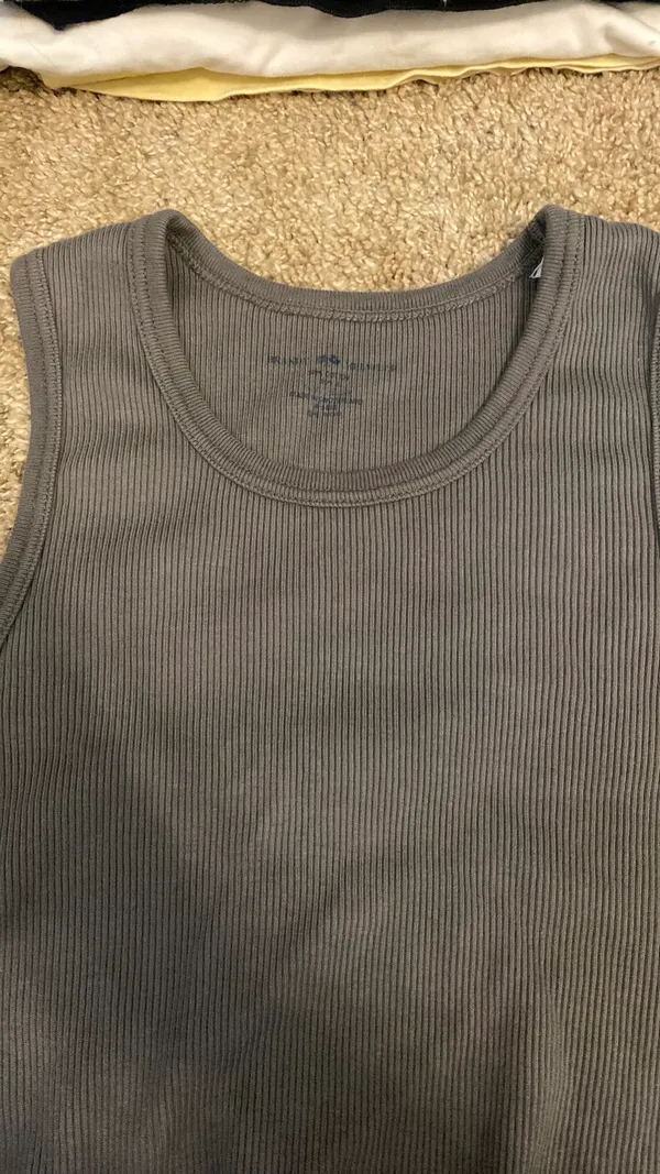 Brandy Melville Tank Top Grey Ribbed Crop - Image 4