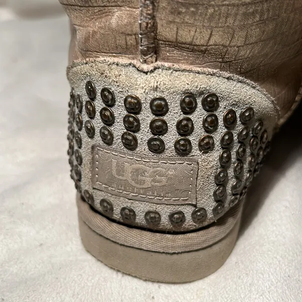 UGG Australia Metallic Gold Lined Suede Classic Short Boots Size 7. - Image 7