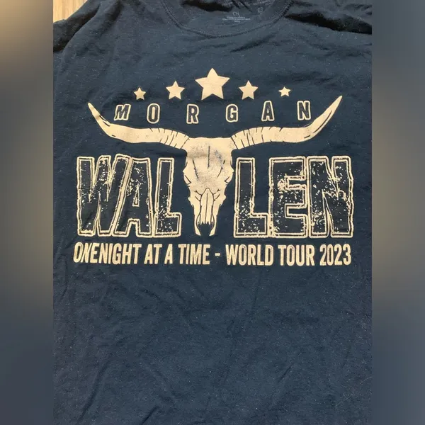 Fruit of the Loom Morgan Wallen one night at a time world tour 2023 shirt small - Image 3