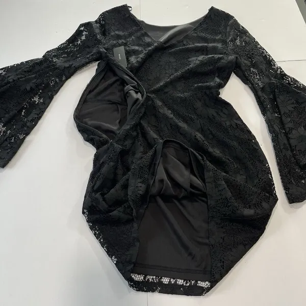 NWT‎ Lulus Allure 'Em In Black Lace Flounce Bell Sleeve Sheath Dress LARGE - Image 6