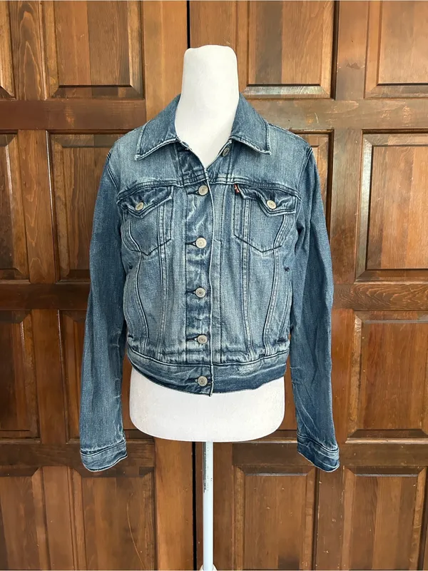 Levi's Original Trucker Denim Jacket Blue‎ Women's Size Medium M 70270-0038 - Image 2