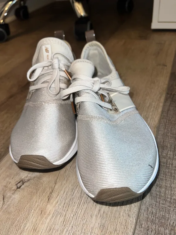 New Balance Sneakers - Image 3
