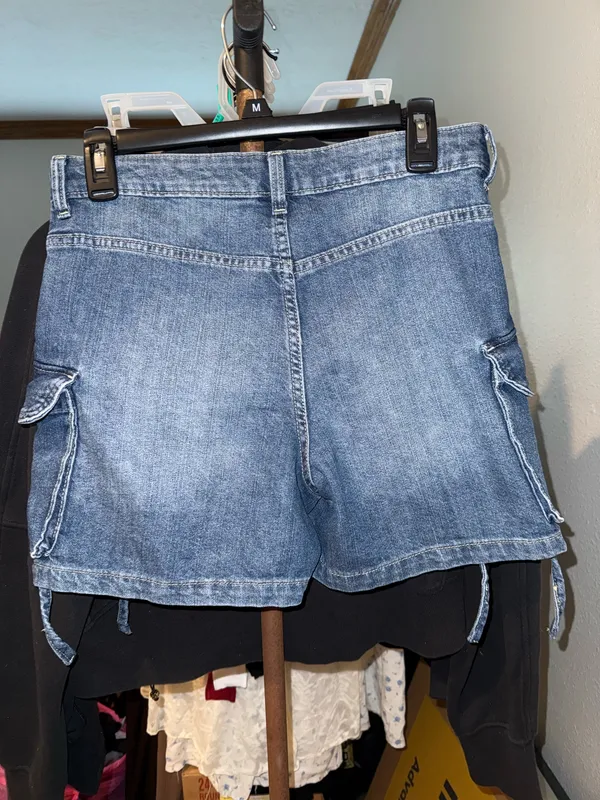 divided jean shorts  - Image 2