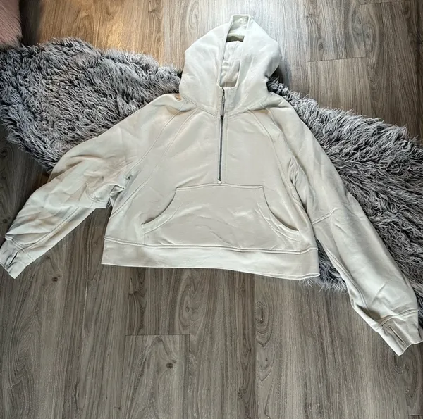 Lululemon Bone White Scuba Oversized Cropped Hoodie - Image 4