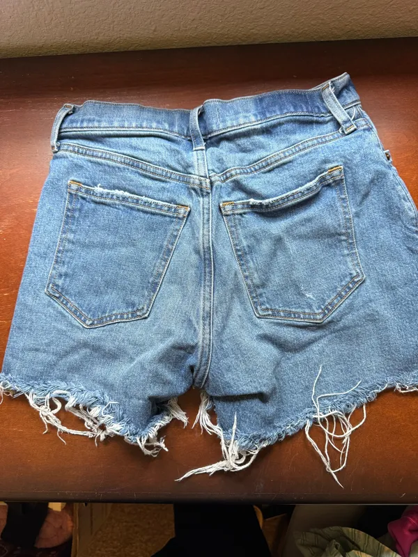 Abercrombie Curve Love High Rise Shorts - Image 3