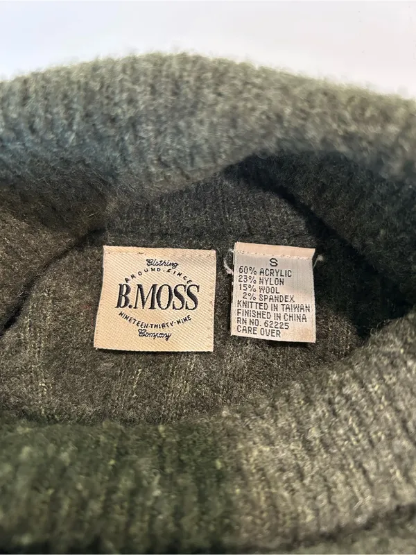 Vintage B. Moss Olive Green Beaded Turtleneck Sweater Size Small - Image 4