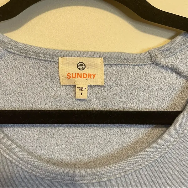 Sundry Baby Blue French Terry Rainbow Heart Crew Neck Sweatshirt NEW WITHOUT TAG - Image 5