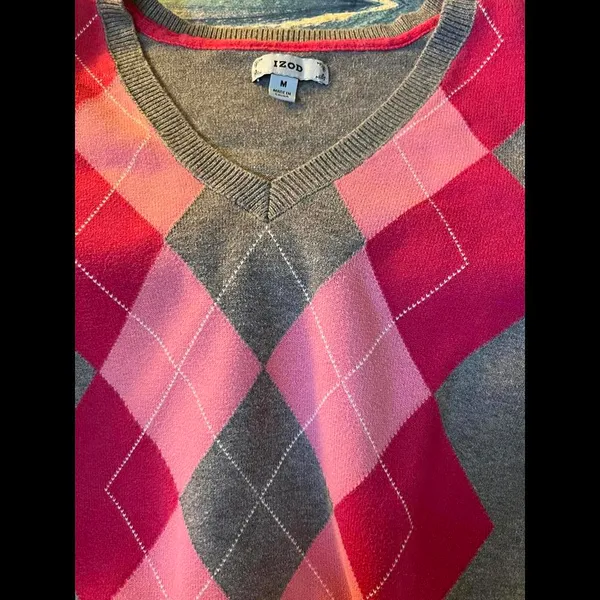 IZOD Women's V-Neck Argyle Sweater - Medium - Image 2
