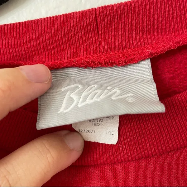 {L} Blair Penguin Tower Pyramid Vintage Grandma Sweatshirt Christmas Winter - Image 4