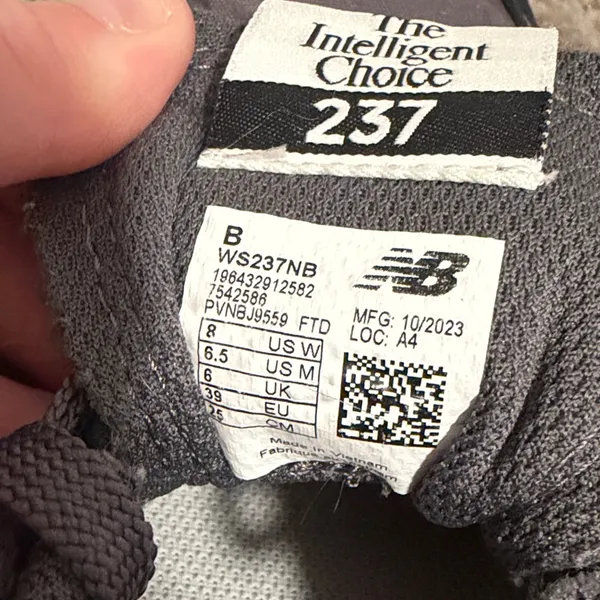New Balance Charcoal and Black Sneakers - Image 6