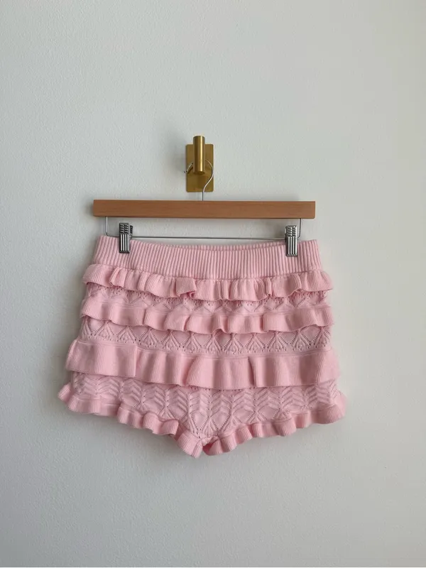 NEW Edikted Pink Crochet Knit Ruffle Bloomer Shorts Coquette Y2K Size M/L - Image 3
