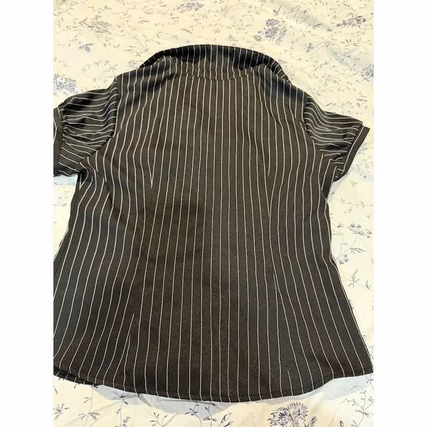 SHEIN Women's M Black Striped Short Sleeve Button-Up Shirt Casual - Image 5
