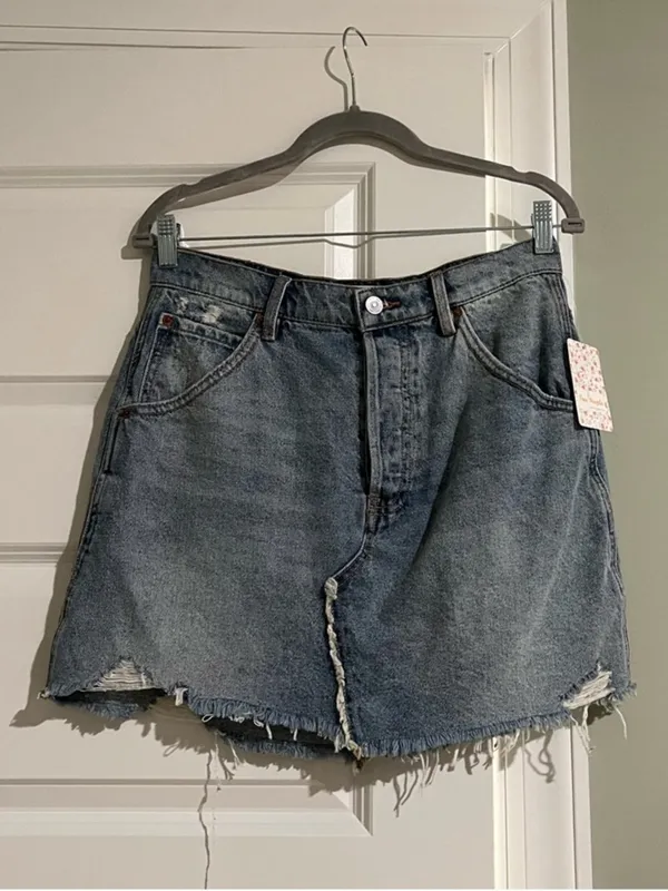 NWT‎ Free People brea cut off mile high blue Jean Skirt size 30 - Image 3