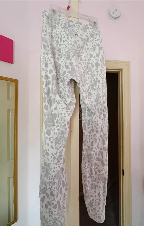 Lululemon Leggings Align 25" - Image 2