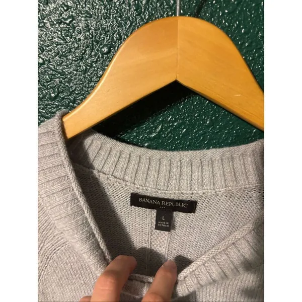 Banana Republic Gray Knit Pullover Sweater Sz Large - Image 2