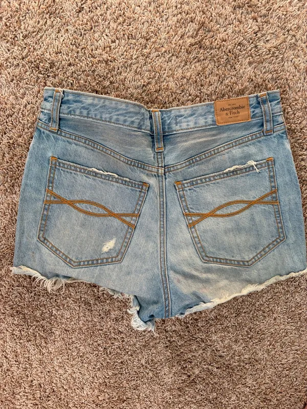 Abercrombie High-Rise Jean Shorts - Image 3