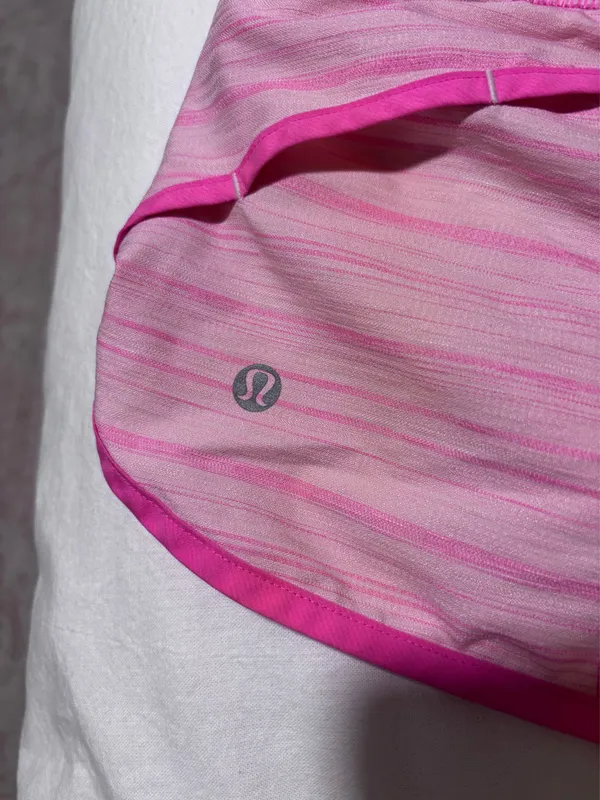 Lululemon Shorts Speed 2.5" - Image 3