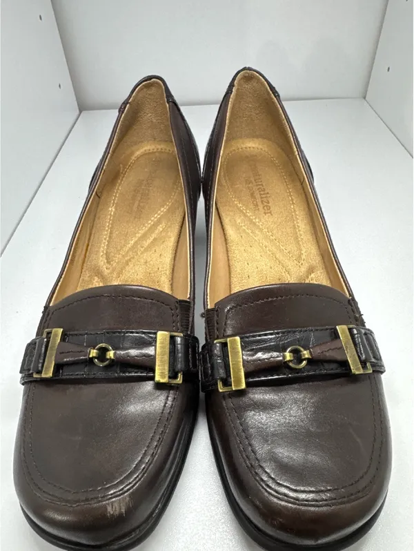 Naturalizer Classic Brown Leather Chunky Heel Loafers – Step Up Your Shoe Game! - Image 4