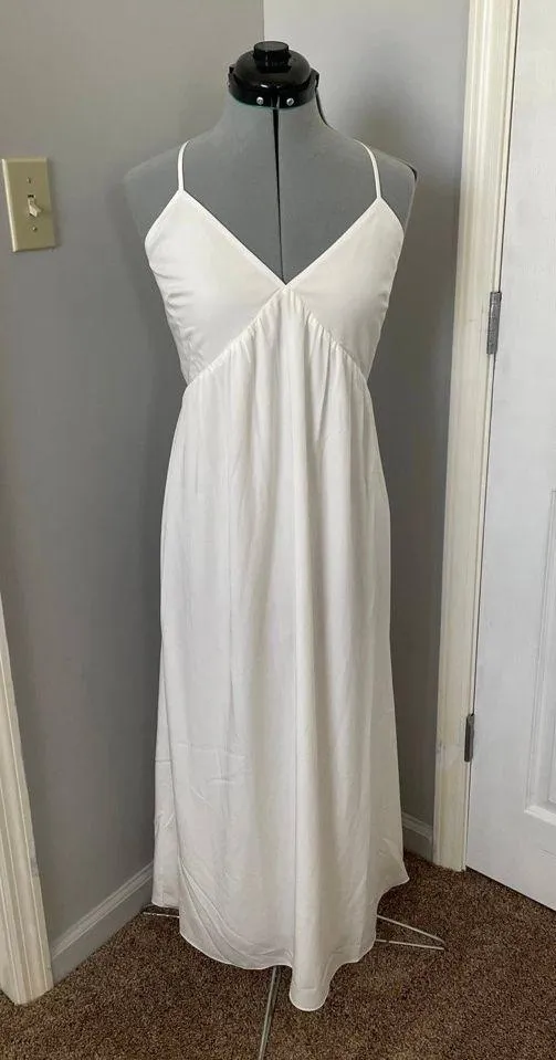 Long White Dress - Image 3