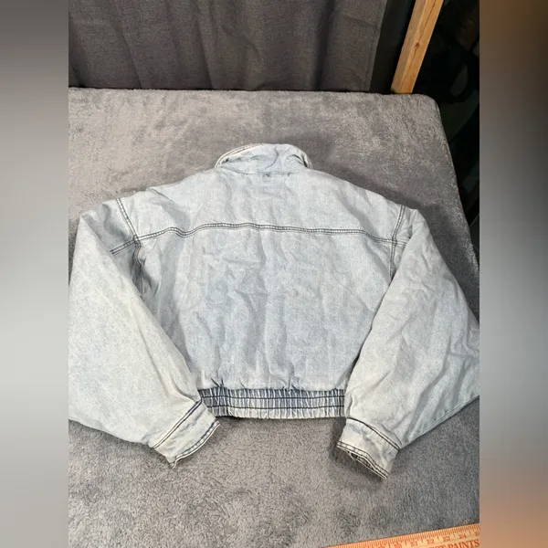Urban outfitters BDG Light Blue Denim Jacket medium - Image 13