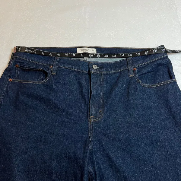 Abercrombie & Fitch Curve Love Mid Rise 90s Straight Jeans Size 33L Casual - Image 7