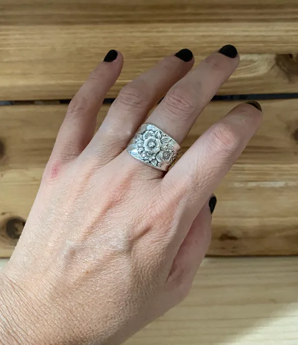 Ring Size 7 Silver - Image 6