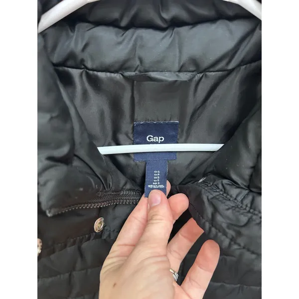 Gap Womens Black Quilted Puffer Vest Stand‎ Collar Zip Front Snap Closure Small - Image 2
