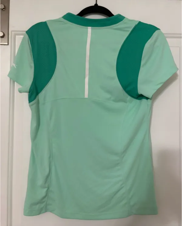 This is a Slazenger Golf Polo Hydro-Dri Tech 1/4 Zip Shirt in Frosted Mint - Image 3