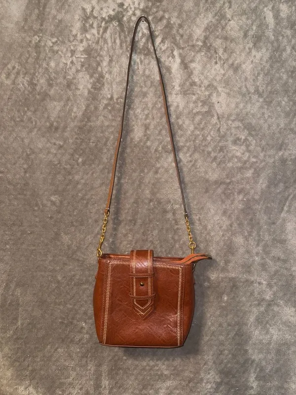 Vintage Style Brown Faux Leather Structured Crossbody Bag with Stitching Details - Image 2