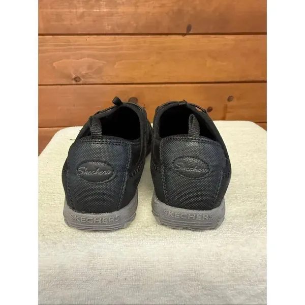 Skechers women's Reggae Fest Willows slip-on sneakers Sz 9 - Image 3