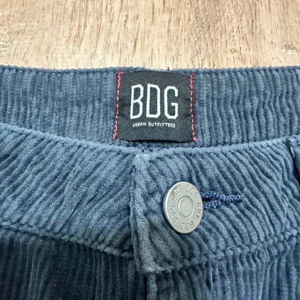 BDG | Urban Outfitters | Navy Blue Corduroy High Waisted Mom‎ Jeans, Size 30 - Image 4