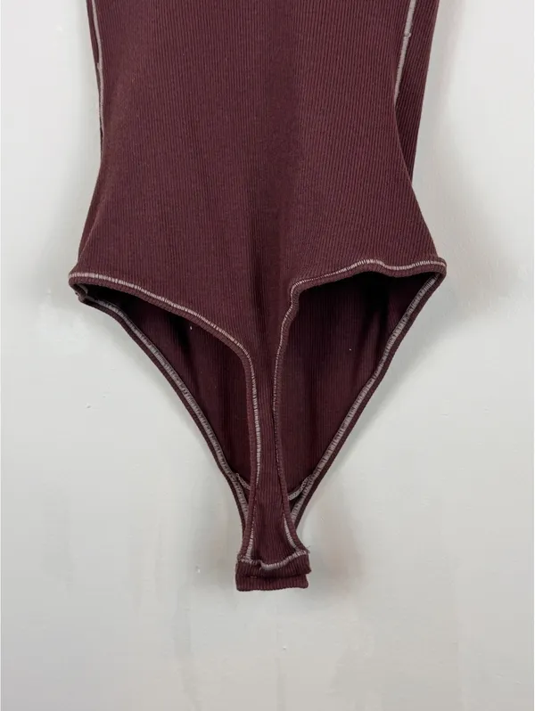 SKIMS Cotton Rib Bodysuit Chocolate Brown Scoop Neck Thong Size S - Image 8