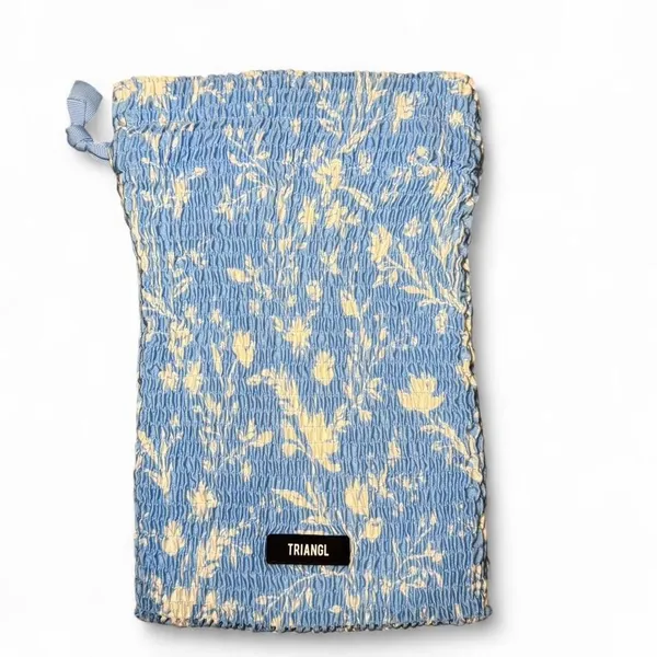 Triangl Scoop Ruched Swim Bikini Top & Drawstring Bag Blue Floral - Size Small - Image 2