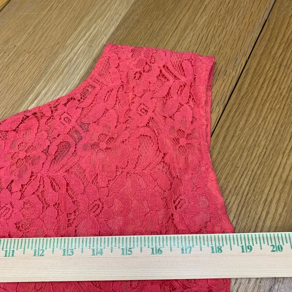 Express Blouse Womens Size Medium Pink Lace Overlay Sheer‎ Hem Tank Top Coral - Image 4