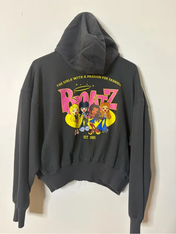 Black Zip - Image 2